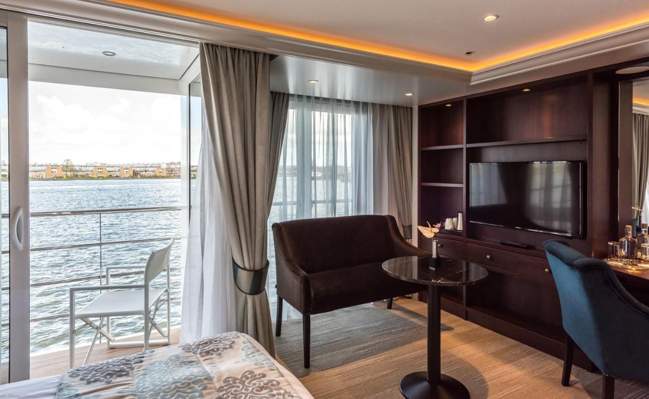 Select Ms Charles Dickens Neuss Exterior foto