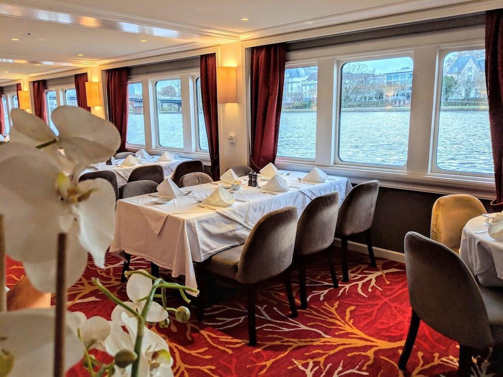 Select Ms Charles Dickens Neuss Exterior foto